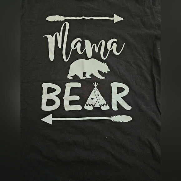 Like New MAMA Bear Tshirt - Picture 3 of 5
